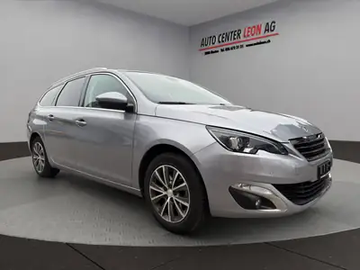 Peugeot 308 SW 1.2 THP Allure — Break automatique spacieux, toit panoramique, 59 400 km — Miniature 8