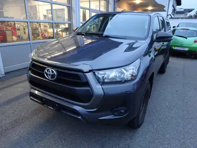 Toyota HiLux 2.4D-4D Comfort Double Cab 4x4 — Pickup robuste, 72'000 km seulement — exterior view