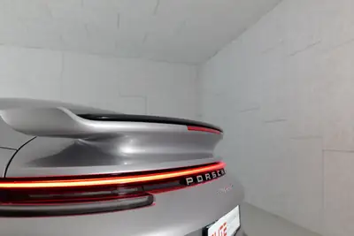 Porsche 911 Turbo S Cabriolet PDK — 650 ch, première main, kilométrage record — Miniatur 17