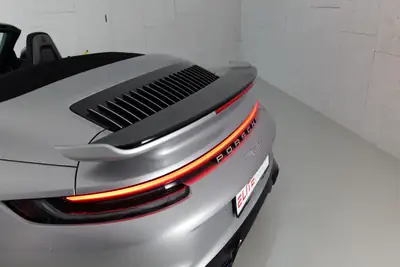 Porsche 911 Turbo S Cabriolet PDK — 650 ch, première main, kilométrage record — Miniatur 16