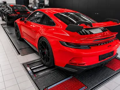 Porsche 911 Turbo S Cabriolet PDK — 650 ch, première main, kilométrage record — Miniatur 27