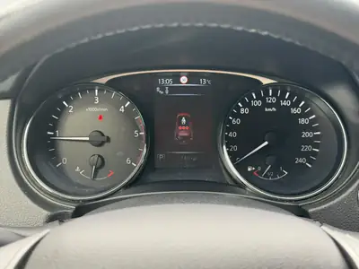 Nissan X-Trail 2.0 dCi Tekna — SUV 4x4 fiable, tout équipé, 158 000 km — Miniatura 9