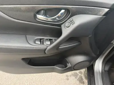 Nissan X-Trail 2.0 dCi Tekna — SUV 4x4 fiable, tout équipé, 158 000 km — Miniatura 16