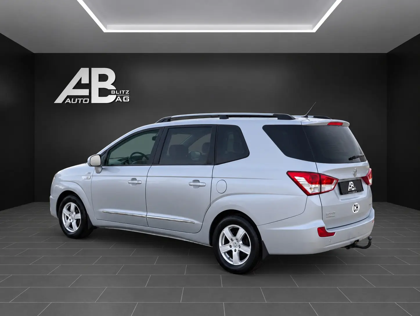 Kgm Ssangyong Rodius 2015 occasion Hunzenschwil — 3
