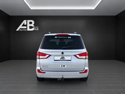SsangYong Rodius SV200 e-XDi 4WD — Monospace 7 places, diesel économique, 1ère main — intérieur