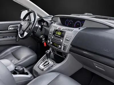 SsangYong Rodius SV200 e-XDi 4WD — Monospace 7 places, diesel économique, 1ère main — Miniature 10