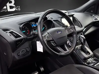 Ford Kuga 2.0 TDCi ST Line 4WD — SUV robuste, diesel performant, première main — Thumbnail 8