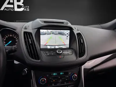 Ford Kuga 2.0 TDCi ST Line 4WD — SUV robuste, diesel performant, première main — Thumbnail 12
