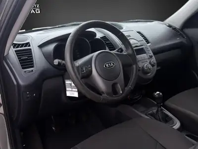 Kia Soul 1.6 CVVT Style — Polyvalent compact, première main, fraîchement révisé — Miniature 8