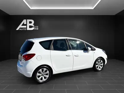 Opel Meriva 1.4 Turbo Cosmo — Monospace compact dynamique, révision récente — Armaturenbrett