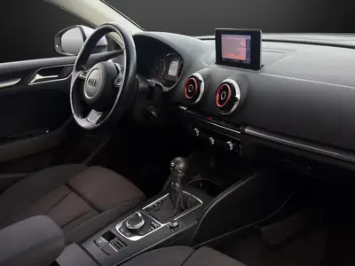 Audi A3 Limousine 1.8 TFSI 180 ch — Berline dynamique, boîte auto, entretien suivi — Miniatur 10