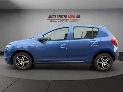 Dacia Sandero TCe 90 Lauréate — Citadine fiable, climatisation et entretien à jour — vista posteriore