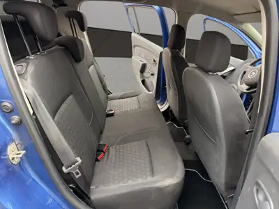 Dacia Sandero TCe 90 Lauréate — Citadine fiable, climatisation et entretien à jour — Miniatura 17