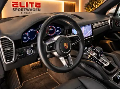 Porsche Cayenne 340 ch — SUV premium avec direction arrière et suspension pneumatique — Detail