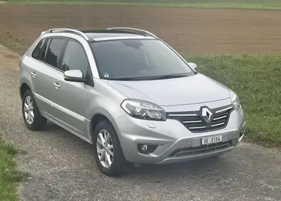 Renault Koleos 2.0 dCi 173 4x4 — SUV robuste, 4x4 intégral et pneus toutes saisons — exterior view