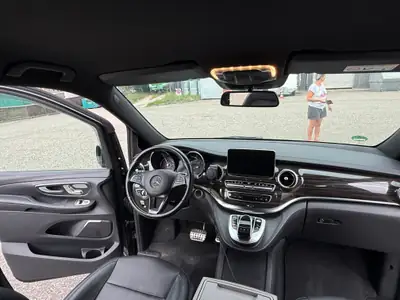 Mercedes-Benz V 250 CDI BlueTec — Monospace 7 places, diesel efficace, 1ère main — Miniature 17