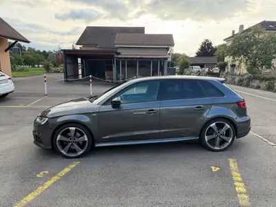 Audi A3 2.0 T FSI Sport Quattro S-Tronic — Berline dynamique à transmission intégrale — arrière
