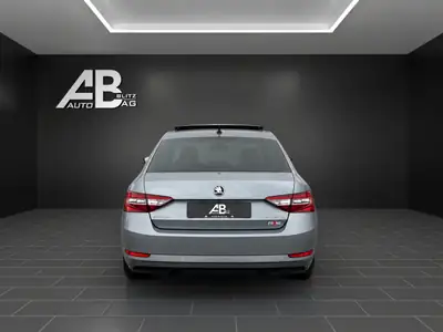 Skoda Superb Limousine 2.0 TDi 190 PS — Berline premium à consommation maîtrisée, sans accident — interior