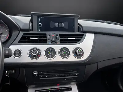 BMW Z4 sDrive35is — Cabriolet sportif 340 ch, entretien récent et garantie incluse — Miniatura 11