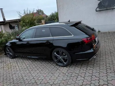 Audi S6 Avant 4.0 V8 TFSI — Berline de prestige sportive, 170'000 km, sans accident — dashboard