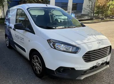 Ford Courier 1.0 EcoBoost Basis — Utilitaire compact robuste, 74 500 km seulement — fianco