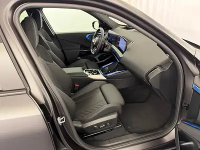 BMW X3 xDrive M50 48V M Sport Pro — SUV haute performance, 8100 km seulement — Miniatur 9
