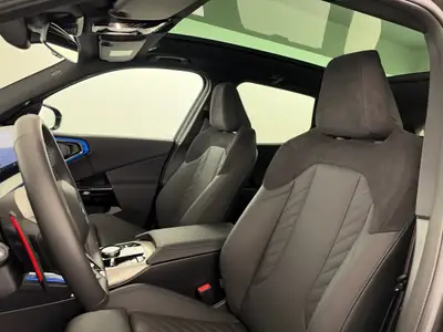 BMW X3 xDrive M50 48V M Sport Pro — SUV haute performance, 8100 km seulement — Miniatur 15