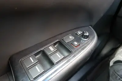 Honda Accord 2.4i S Executive — Berline élégante, équipée cuir et GPS, sans accident — Miniature 20