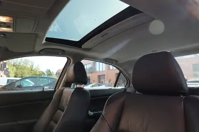 Honda Accord 2.4i S Executive — Berline élégante, équipée cuir et GPS, sans accident — Miniature 21