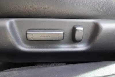 Honda Accord 2.4i S Executive — Berline élégante, équipée cuir et GPS, sans accident — Miniature 23