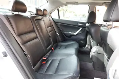 Honda Accord 2.4i S Executive — Berline élégante, équipée cuir et GPS, sans accident — Miniature 25