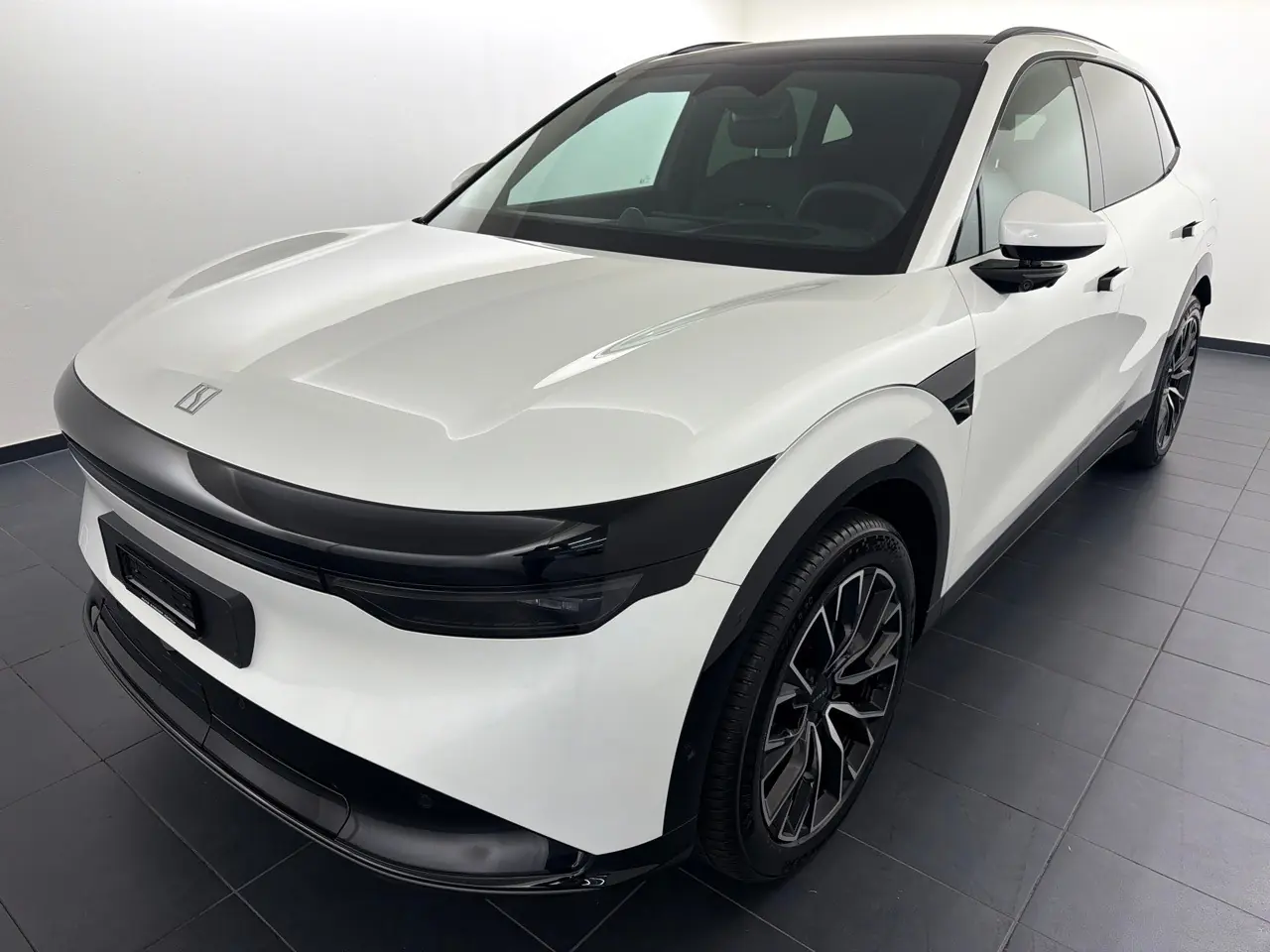 ZEEKR 7X 100kWh Long Range — SUV électrique 7 places, autonomie premium, garantie 5 ans