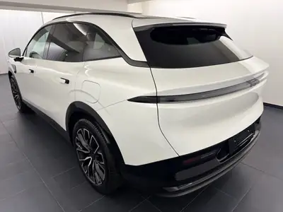 ZEEKR 7X 100kWh Long Range — SUV électrique 7 places, autonomie premium, garantie 5 ans — Seitenansicht