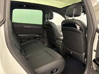 ZEEKR 7X 100kWh Long Range — SUV électrique 7 places, autonomie premium, garantie 5 ans — Miniatur 8
