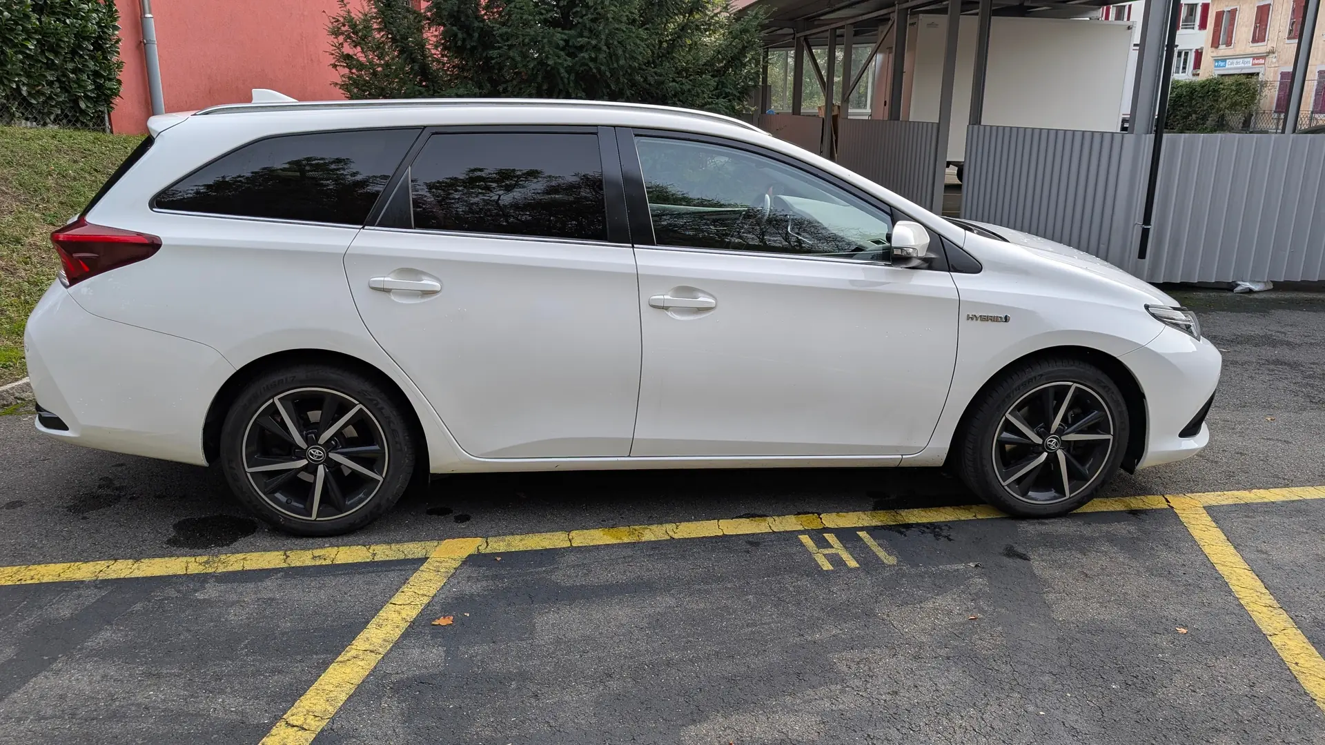 Toyota Auris 2018 occasion Bouveret — 1