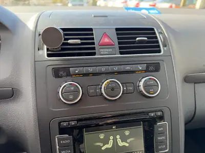 VW Touran 1.6 TDI — Monospace familial fiable, 138000 km, moteur économe — detail