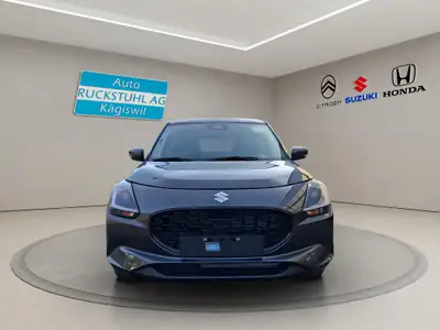 Suzuki Swift 1.2 Piz Sulai Top Hybrid 4x4 — Citadine polyvalente avec technologie hybride et traction intégrale — rear view