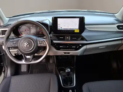Suzuki Swift 1.2 Piz Sulai Top Hybrid 4x4 — Citadine polyvalente avec technologie hybride et traction intégrale — Thumbnail 10