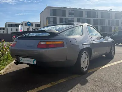 Porsche 928 S4 — Coupé grand tourisme légendaire, 320 ch, entretien suivi — cruscotto