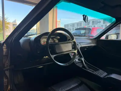 Porsche 928 S4 — Coupé grand tourisme légendaire, 320 ch, entretien suivi — Miniatura 9