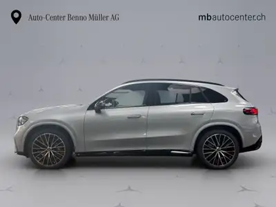 Mercedes-Benz GLC 400 4Matic — SUV électrique haute performance, 20 km seulement — Heckansicht