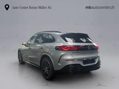 Mercedes-Benz GLC 400 4Matic — SUV électrique haute performance, 20 km seulement — Innenraum