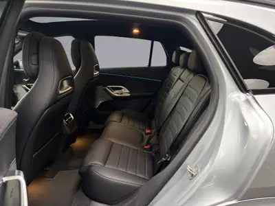 Mercedes-Benz GLC 400 4Matic — SUV électrique haute performance, 20 km seulement — Miniatur 21