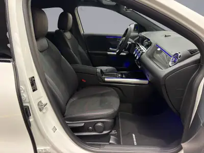 Mercedes-Benz GLA 250 AMG Line 4matic — SUV compact hybride, 238 ch et très peu kilométré — Miniatur 15