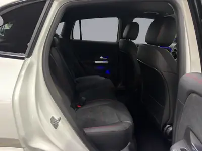 Mercedes-Benz GLA 250 AMG Line 4matic — SUV compact hybride, 238 ch et très peu kilométré — Miniatur 16