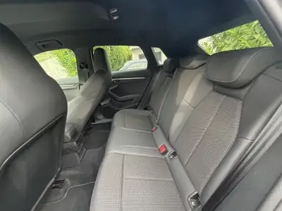 Audi A3 1.4 40 TFSI e S Line — Hybride rechargeable, 71 200 km, faible consommation — Seitenansicht