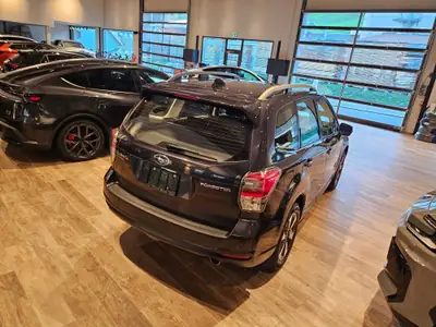 Subaru Forester 2.0i — SUV fiable essence, première main, révision complète et AHK neuve — Miniatura 11