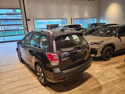 Subaru Forester 2.0i — SUV fiable essence, première main, révision complète et AHK neuve — Miniatura 15