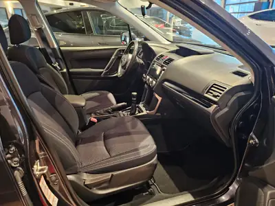 Subaru Forester 2.0i — SUV fiable essence, première main, révision complète et AHK neuve — Miniatura 20