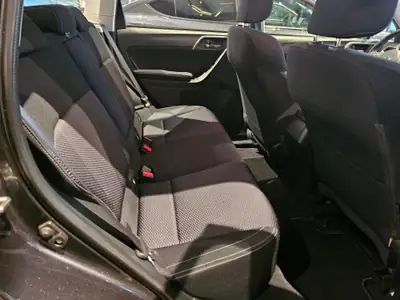 Subaru Forester 2.0i — SUV fiable essence, première main, révision complète et AHK neuve — Miniatura 22